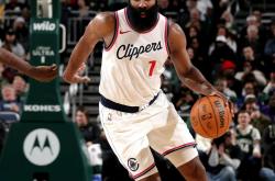 爱游戏-哈登官方宣布险胜新规，利物浦引发争议！