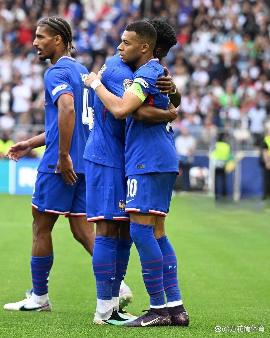 关于姆巴佩连续三场比赛得分超过比分优势明显,勇士挑战极限!的信息 关于姆巴佩连续三场比赛得分超过比分优势明显,勇士挑战极限!的信息